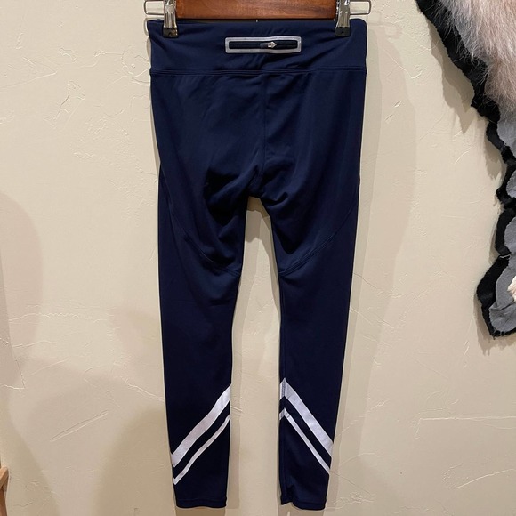 Tory Sport Women's High-Rise Weightless Chevron Leggings - Picture 4 of 9